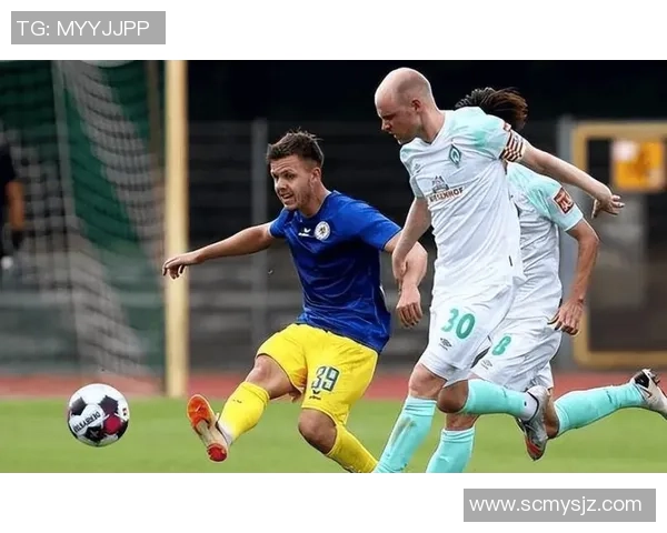 德甲焦点战沙尔克迎战科隆双方争夺关键积分展现激情对决 德甲焦点战沙尔克迎战科隆双方争夺关键积分展现激情对决