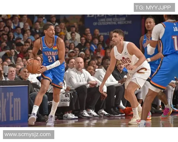 快船与上海大鲨鱼激战正酣NBA赛场精彩对决引发球迷热议